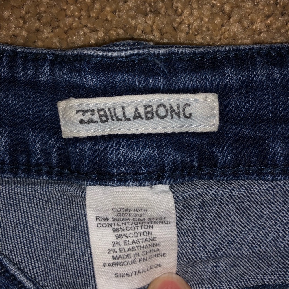 shorts - Picture 2 of 3